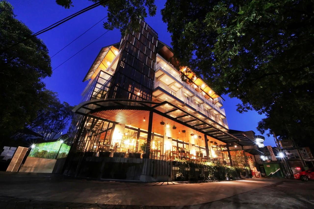 Hay Bandung Hotel Екстериор снимка